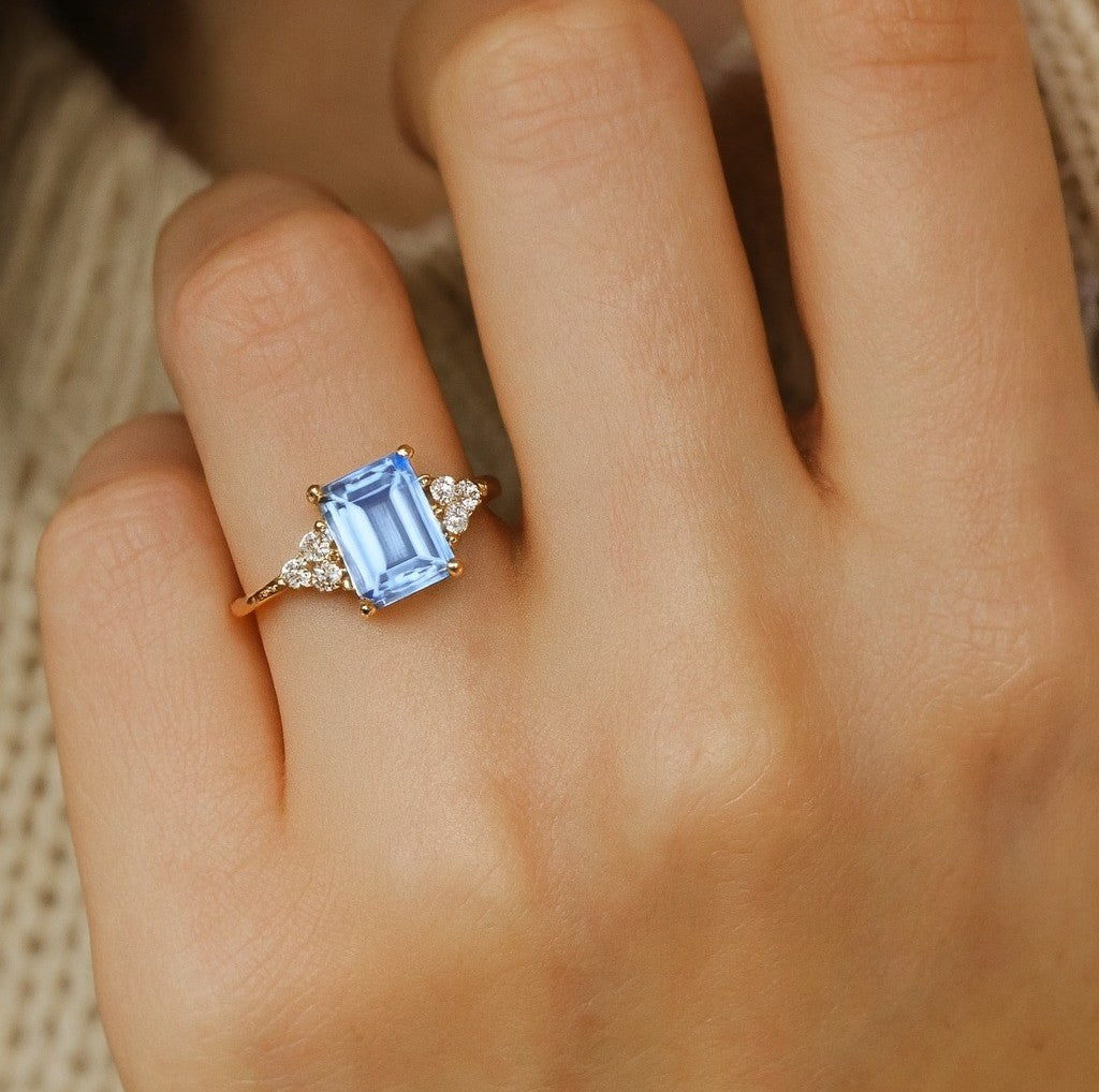 Luxureen Aquamarine Ring