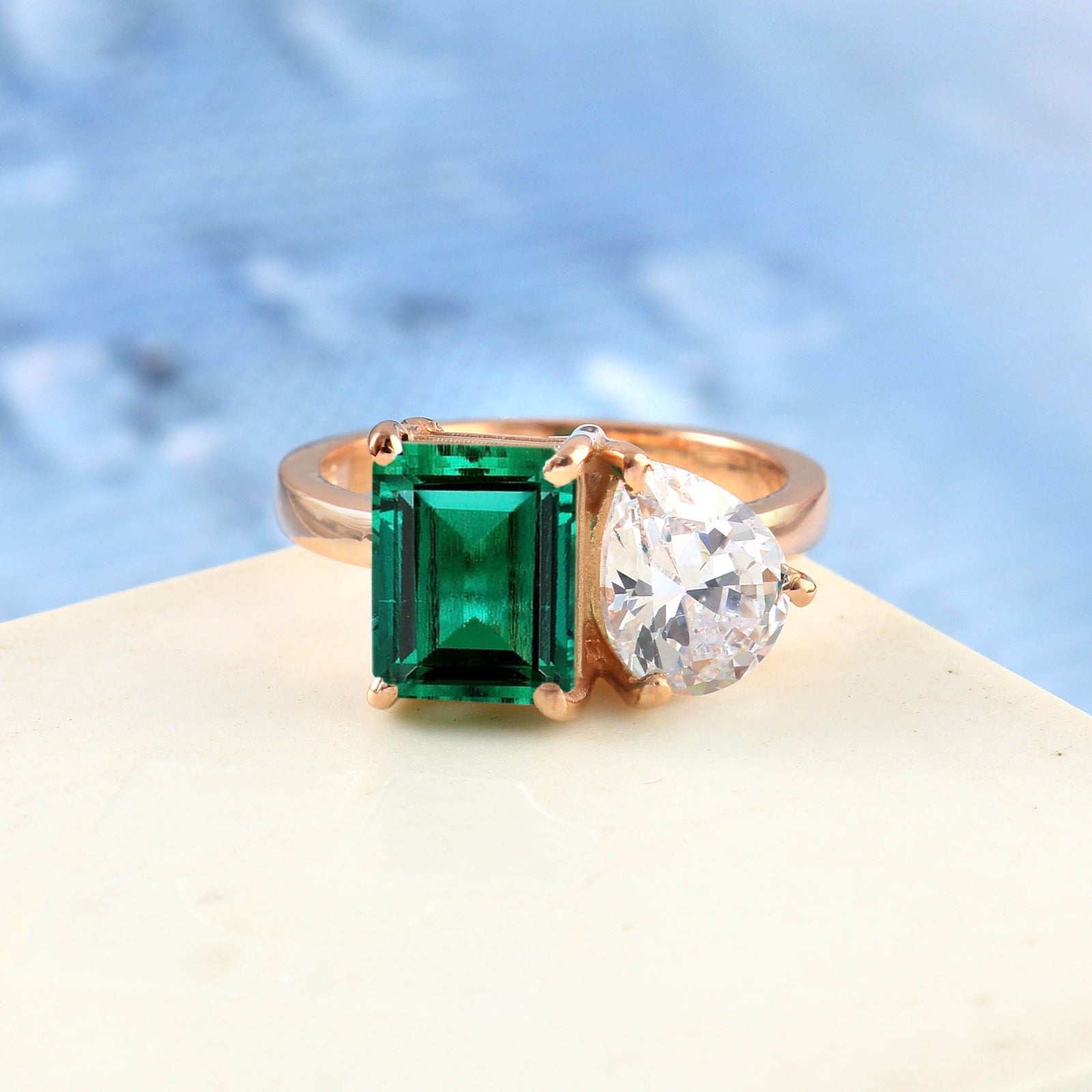 Luxureen Lab Grown Emerald Ring