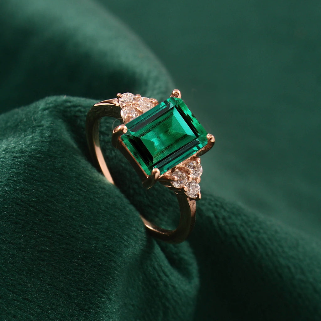 Luxureen Lab Grown Emerald Ring